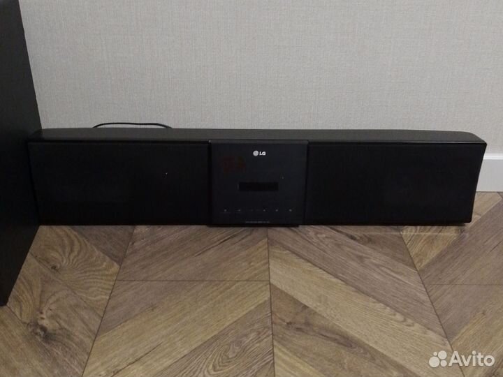 Саундбар с сабвуфером