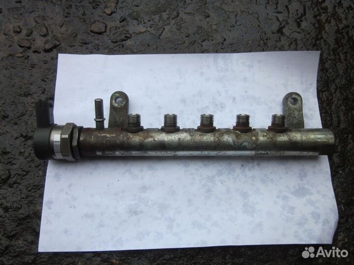 Рейка топливная (рампа) 2.2 дизель