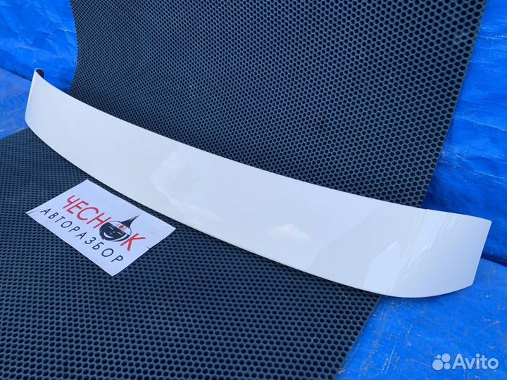 Спойлер крышки багажника Audi Q7 4L