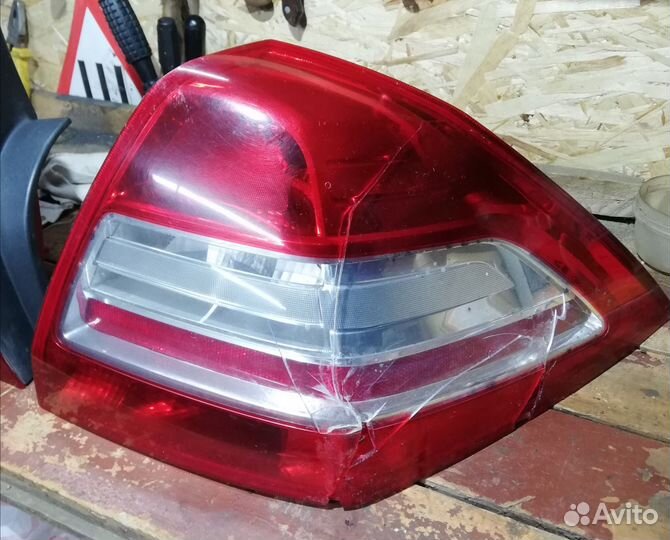 Фонарь правый Renault Megane 2