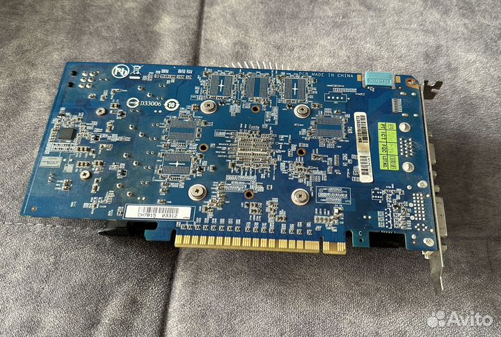 Видеокарта gtx 550 ti 1Gb