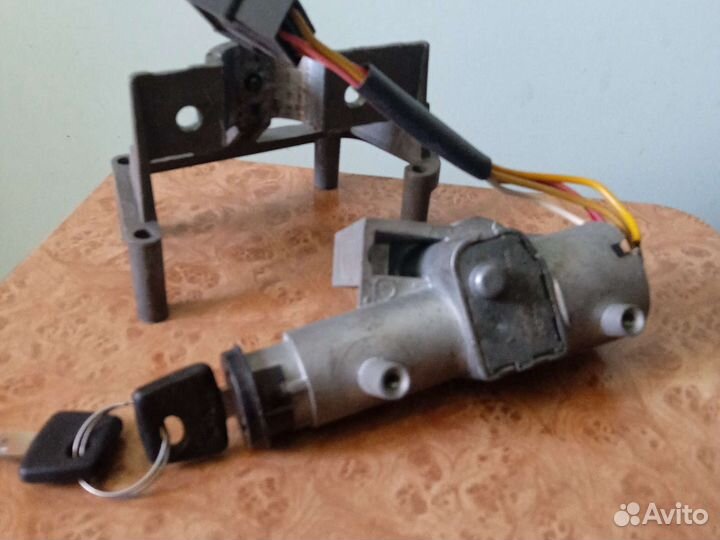 Замок зажигания газ 31105