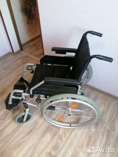 Инвалидная коляска новая