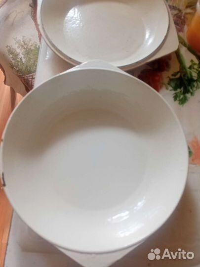 Чугунная эмалированная сковорода СССР