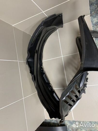 Локер передний правый Lexus Lx570