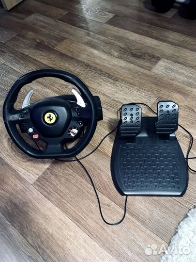 Игровой руль Thrustmaster Ferrari 458 Italia