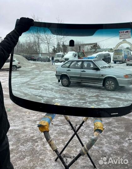 Лобовое стекло Subaru Forester SG 5