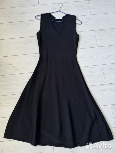 Платье трикотажное женское