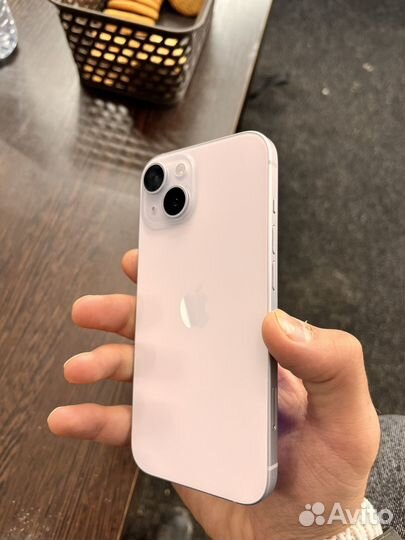 iPhone 15, 128 ГБ