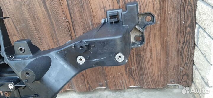 Рамка радиаторов Kia Sportage 3 SL 2.0 G4NA 150лс