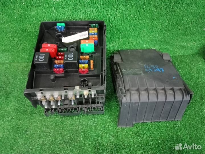 Блок предохранителей Volkswagen Jetta 5 cavd