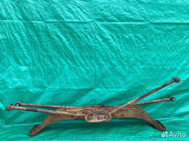 Задняя балка Hyundai Elantra 3