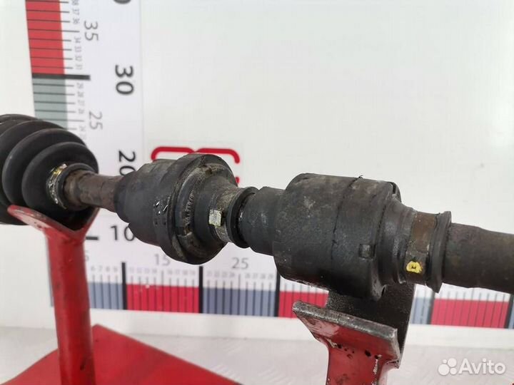 Полуось передняя правая Mitsubishi Space Star 1999