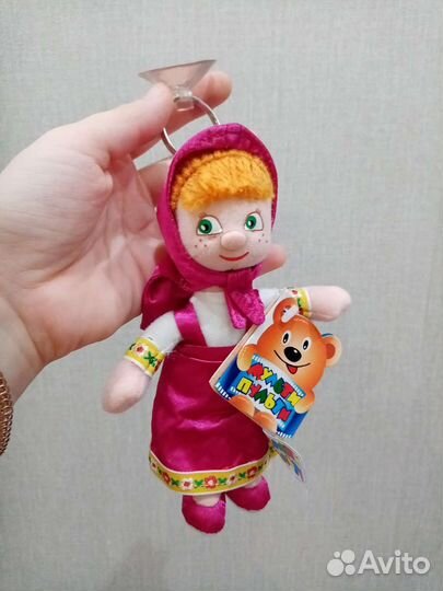 Книга Маша и Медведь + брелок Маша