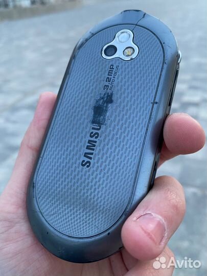 Samsung M7600