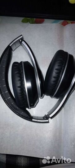 Беспроводные наушники