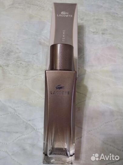 Флаконы от женской парфюмерии/духов