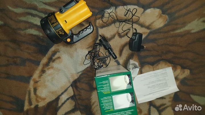 Фонарь Johnlite Searchguard 12v