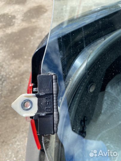 Левое водительское стекло camry 50-55