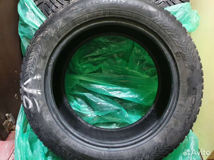 Nokian Tyres Hakkapeliitta 8 225/55 R17 97T