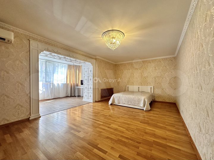 3-к. квартира, 110 м², 2/6 эт.