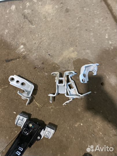 Петли Ford EcoSport