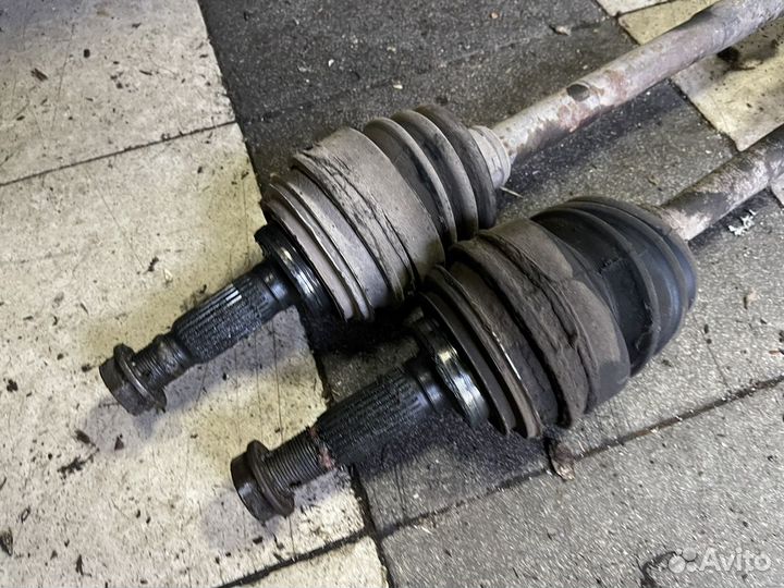 Привод левый шрузы toyota corolla 100
