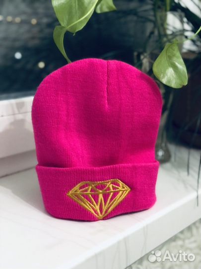 Шапка новая