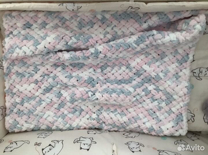 Плюшевый вязаный плед ручной работы новый