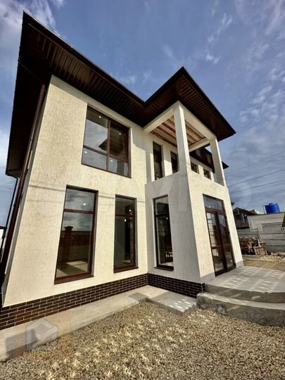 Дом 216 м² на участке 6 сот.