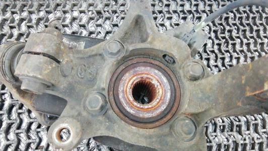 Ступица передняя левая KIA CEE'D 2 (JD) (8AD09K901