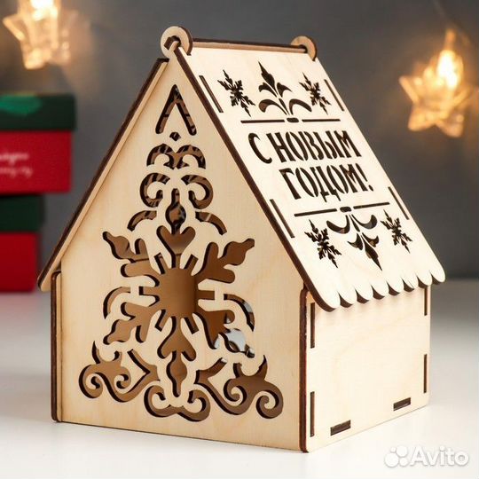 Шкатулка деревянная новогодняя