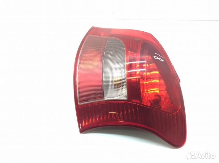 Фонарь Toyota Yaris (2005-2010)