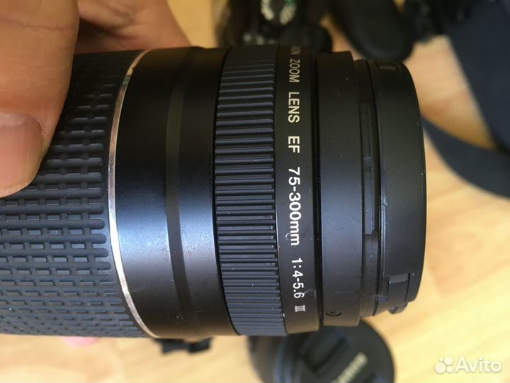 Canon Rebel T6 (EOS 1300D) + два объектива