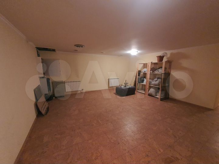 Дом 407 м² на участке 12 сот.