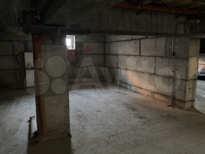 Машиноместо, 18 м²