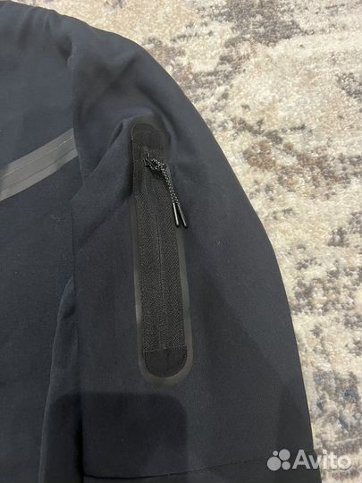 Nike Tech Fleece