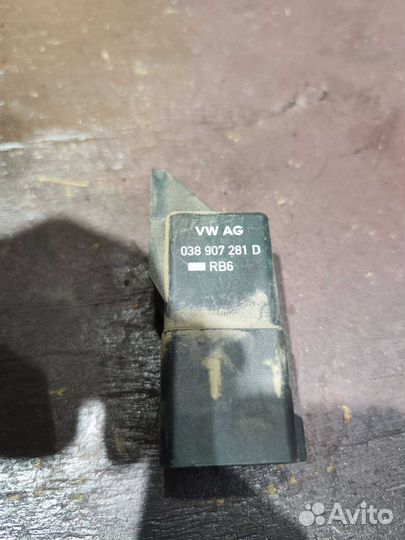 Блок управления свечей накаливания Skoda Superb 2