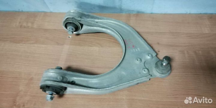 Рычаг верхний передний на Mercedes W 211