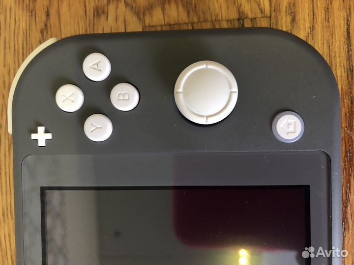 Sony playstation 4 и nintendo switch lite