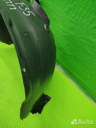 Подкрылок передний левый VW Touareg 2002-2007