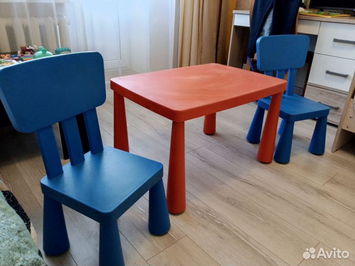 Детский стол и стулья IKEA маммут