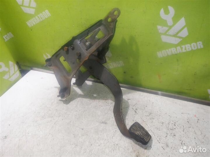 Педаль тормоза Опель Вектра Б