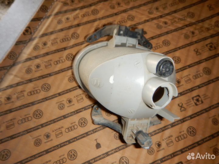 Фара противотуманная правая Hyundai Santa Fe