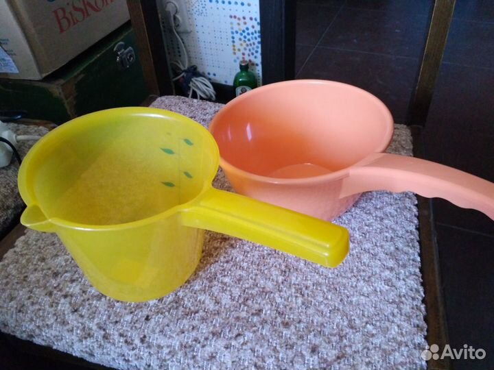 Ковшики пластмассовые новые