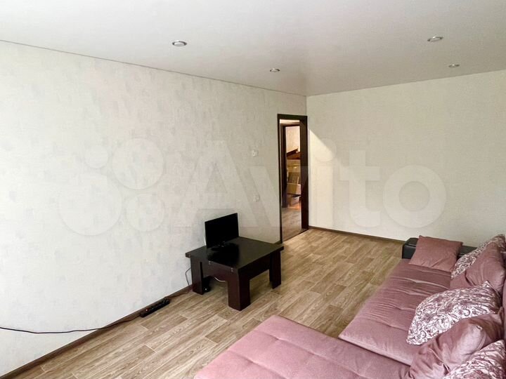 3-к. квартира, 60,4 м², 1/5 эт.