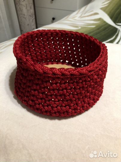 Вязанная корзинка