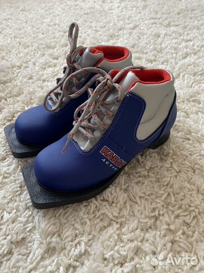 Лыжные ботинки