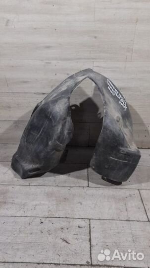 Подкрылок передний левый Toyota Verso С 2012 По