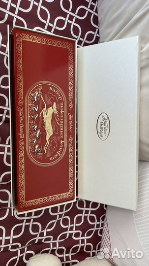 Коробка от набора шоколадных конфет